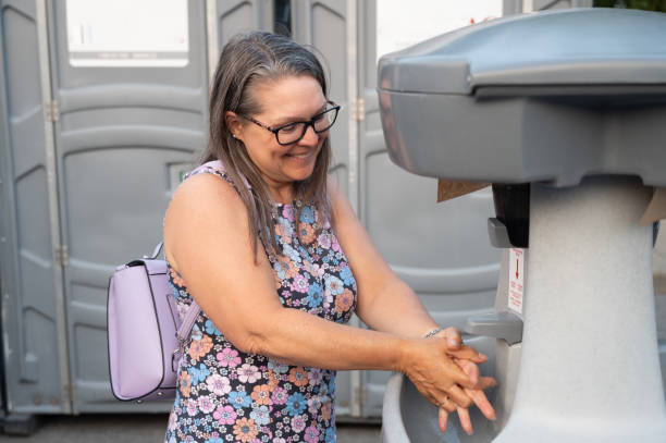 Portable Toilet Options We Offer in Hawthorne, CA